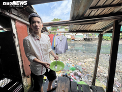 Ảnh: Cuộc sống của người dân bên con rạch ngập rác, ô nhiễm nhất TP.HCM