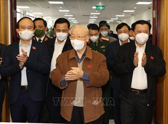 Tổng Bí thư Nguyễn Phú Trọng tiếp xúc cử tri Hà Nội