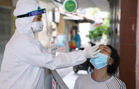 Ngày 27/11, Hà Nội có 272 người nhiễm SARS-CoV-2, hơn nửa là cộng đồng