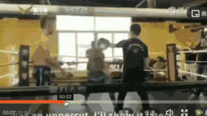 Video: Cay cú vì thua trận, võ sư Thiếu Lâm dùng chiêu bẩn để trả thù