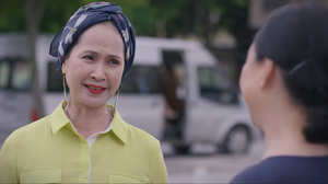 'Thương ngày nắng về' tập 7: Mẹ chồng Khánh 'tỉa đểu', coi thường bà Nga ra mặt