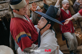 5 bộ phim cổ trang Hàn Quốc hài hước nhất năm 2021