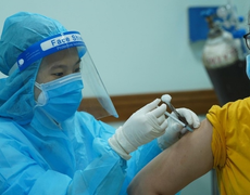 Thủ tướng: Chuẩn bị phương án phòng, chống dịch phù hợp với biến chủng Omicron