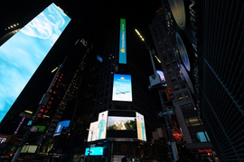 Hình ảnh Việt Nam bất ngờ xuất hiện tại Quảng trường Thời Đại danh tiếng của Mỹ