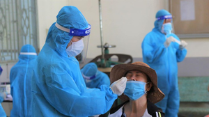 Hà Nội thêm 628 người dương tính SARS-CoV-2