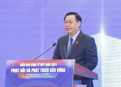 Chủ tịch Quốc hội: Phát triển không phải là mọi giá, mà phải bền vững