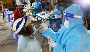 Đà Nẵng: Số F0 cộng đồng tăng cao, 26 ca tiểu thương chợ Hòa Khánh