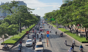 Dịch COVID-19 gia tăng, TP.HCM xuất hiện một quận 'vùng cam'