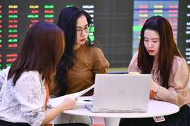 Kỷ lục hơn 220.000 tài khoản chứng khoán mở mới