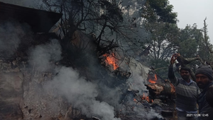 Hiện trường vụ rơi trực thăng chở Tham mưu trưởng quân đội Ấn Độ