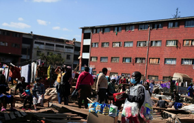 Omicron lây lan gần 60 quốc gia, WHO cảnh báo tỷ lệ nhập viện tăng