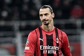 Video: Liverpool lập kỷ lục, loại AC Milan khỏi cúp châu Âu