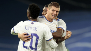 Video: Đánh bại Inter Milan, Real Madrid đứng đầu bảng