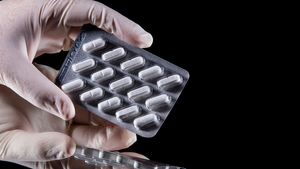 Sử dụng thuốc điều trị COVID-19 tại nhà, cần lưu ý gì?