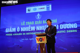 Nâng cao vai trò của báo chí trong truyền thông giảm rác thải nhựa đại dương