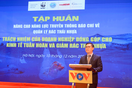 TRỰC TIẾP: Trao giải báo chí 'Giảm ô nhiễm nhựa đại dương' 