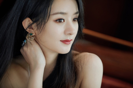 Bị ca sĩ đình đám gọi là yêu tinh, Triệu Lệ Dĩnh đáp trả cực khéo