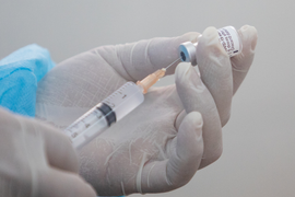 Quảng Trị rút văn bản 'xin trả lô vaccine COVID-19 trong diện gia hạn'