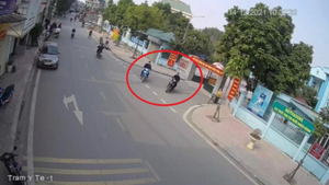 Hà Nội: Truy tìm 2 kẻ trộm xe SH, rút dao bầu chém công an để thoát thân