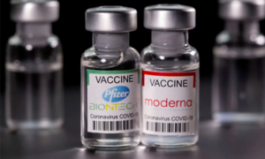 Các phản ứng phụ từ liều tăng cường của Pfizer và Moderna