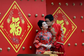 Nhà giàu Trung Quốc 'săn' rể nghèo, dân tỉnh lẻ