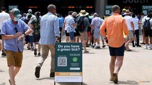 Anh ghi nhận số ca mắc COVID-19 cao chưa từng thấy