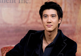 Vợ cũ 'tố' Vương Lực Hoành nhiều lần đưa gái mại dâm về nhà