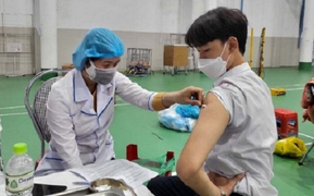 Xác minh việc nam sinh Quảng Nam nói được tiêm liên tiếp 2 mũi vaccine COVID-19