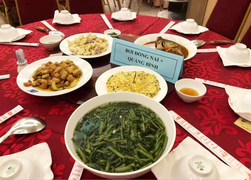 Thực hư ‘bữa ăn đạm bạc giá 900 nghìn đồng’ của VĐV dự Giải bơi lặn tại Đà Nẵng