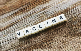 'Vaccine' được chọn là từ của năm 2021
