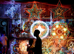 Quốc gia nào có mùa Giáng sinh kéo dài 4 tháng?