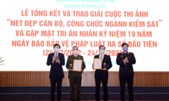 Trao giải cuộc thi ảnh 'Nét đẹp cán bộ, công chức ngành Kiểm sát'
