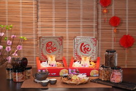 Vì sao Mứt Tết luôn phải có trên bàn thờ người Việt