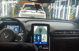 Lô ô tô điện Vinfast VF e34 đầu tiên đến tay khách hàng