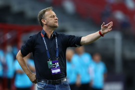 HLV Thái Lan: Trọng tài không sai, CĐV Việt Nam nên bớt than phiền