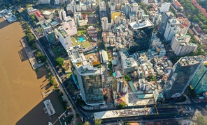 Ngân hàng rao bán hàng loạt đất trung tâm TP.HCM