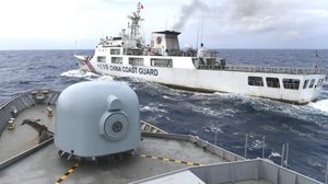 Trung Quốc lớn tiếng yêu cầu Indonesia ngừng khoan thăm dò ở Biển Đông