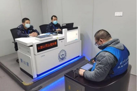 Ra đầu thú sau 3 năm trốn nã vì không chịu nổi quy định chống dịch quá gắt