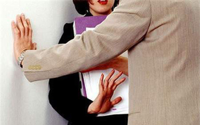 Xôn xao thông tin một lãnh đạo trường Y bị tố tán tỉnh nữ sinh viên