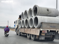 Ảnh: Hãi hùng những chiếc xe chở 'tử thần' diễu phố