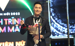 Phản ứng của gia đình thế nào khi Mạnh Trường giành giải VTV Awards 2021?