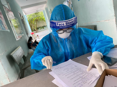 Hà Nội cán mốc hơn 2.000 ca dương tính SARS-CoV-2/ngày