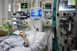 Hơn 360 F0 tại Hà Nội diễn biến nặng