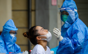 Chiều 4/1, cả nước thêm 14.861 ca COVID-19, Hà Nội gần 2.500 ca