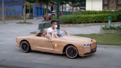 Rolls-Royce Boat Tail bằng gỗ cực độc của thợ Việt