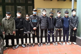 Bắt nhóm thiếu niên giả danh cảnh sát hình sự, cướp tiền người đi đường