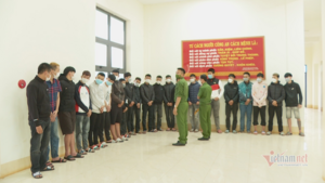 Hàng chục học sinh hẹn đánh nhau, 1 người tử vong khi tháo chạy