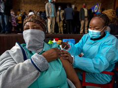 Làn sóng Omicron ở Nam Phi đi đến hồi kết