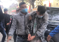 Nghi phạm nổ súng cướp ngân hàng ở Hải Phòng chôn tiền dưới gốc cây sau nhà