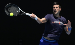 Novak Djokovic lý giải sai sót trong tờ khai nhập cảnh Australia